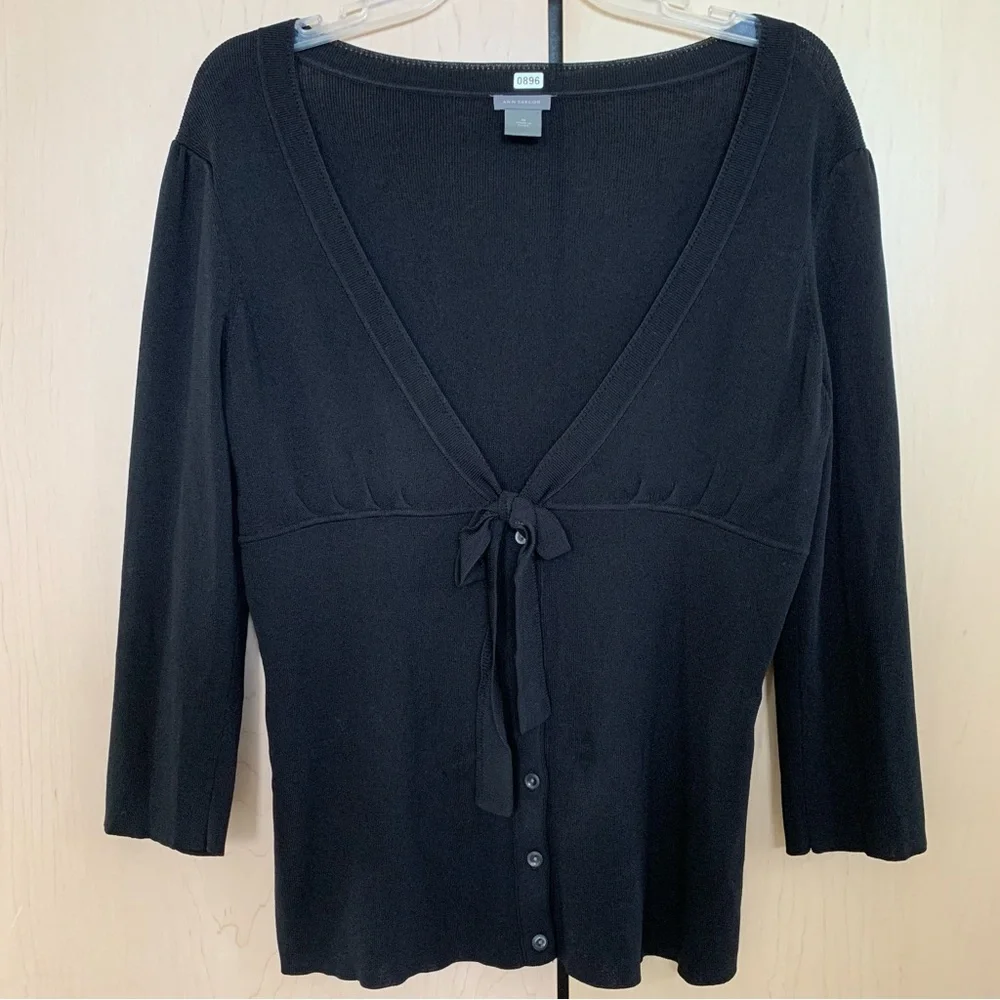 Ann Taylor Womens 3/4 Sleeve V Neck Button Bow Tie Sweater Cardigan Black Size M